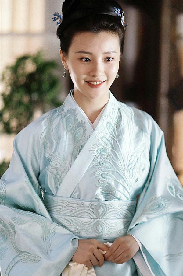 盛华兰